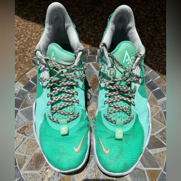 PG 5 “play for the future” basketball shoes main image 12